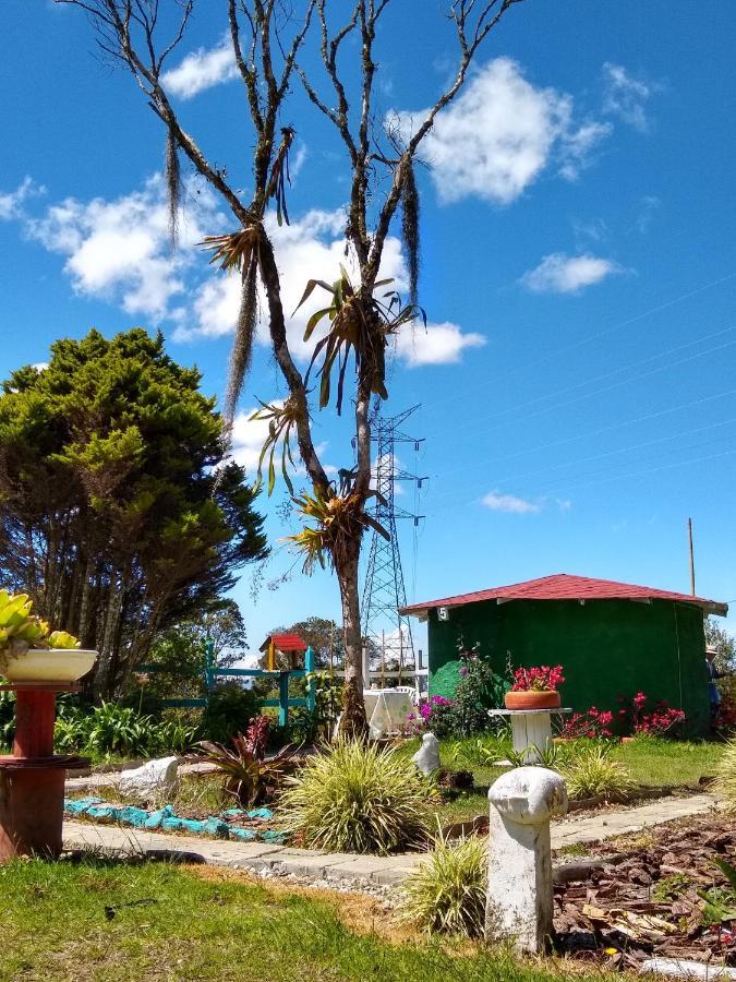 Hospedaje Santaelena -Chalets De Montana- 圣埃伦娜 外观 照片