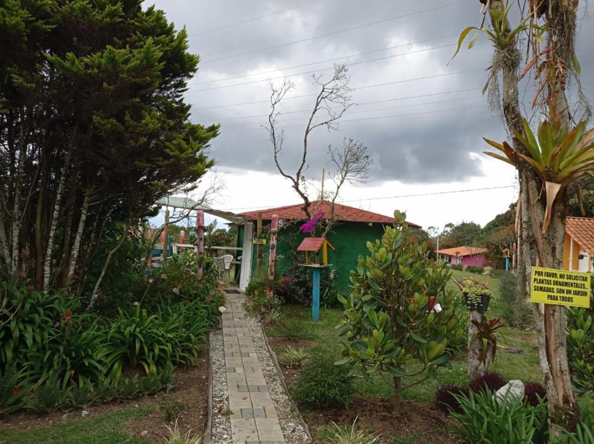Hospedaje Santaelena -Chalets De Montana- 圣埃伦娜 外观 照片