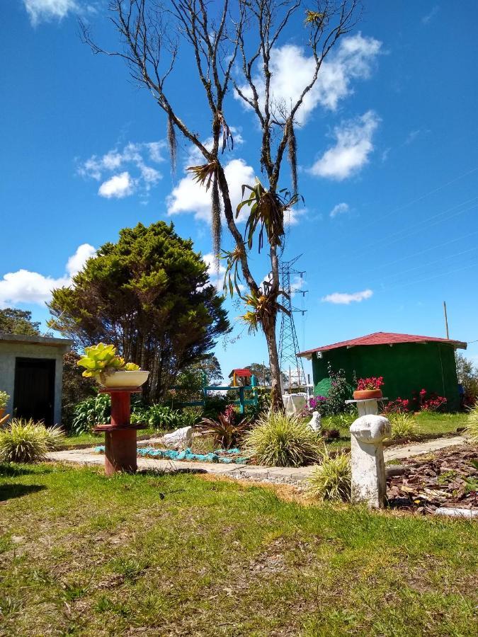 Hospedaje Santaelena -Chalets De Montana- 圣埃伦娜 外观 照片